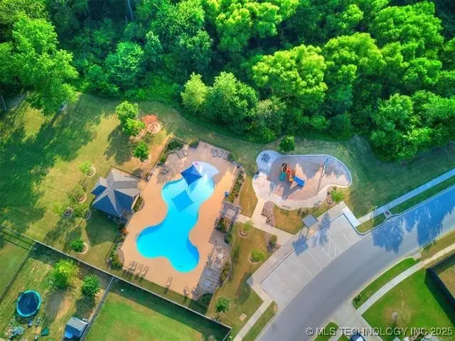 7420 S Hemlock Avenue, Broken Arrow, OK 74011 - Image #3