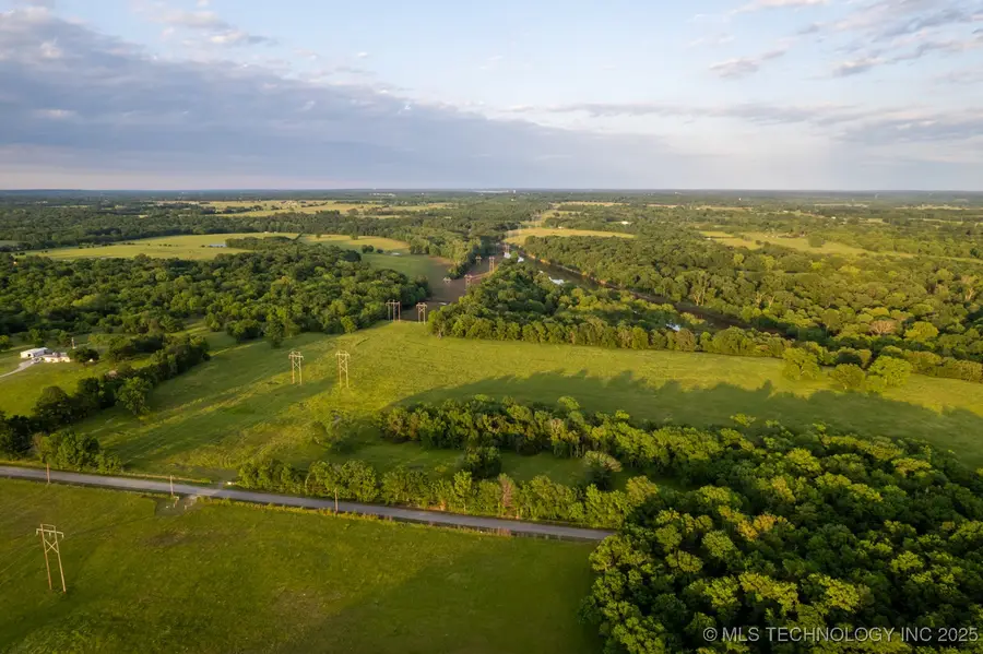 11 S 4420 Road, Vinita, OK 74301 - Image #2