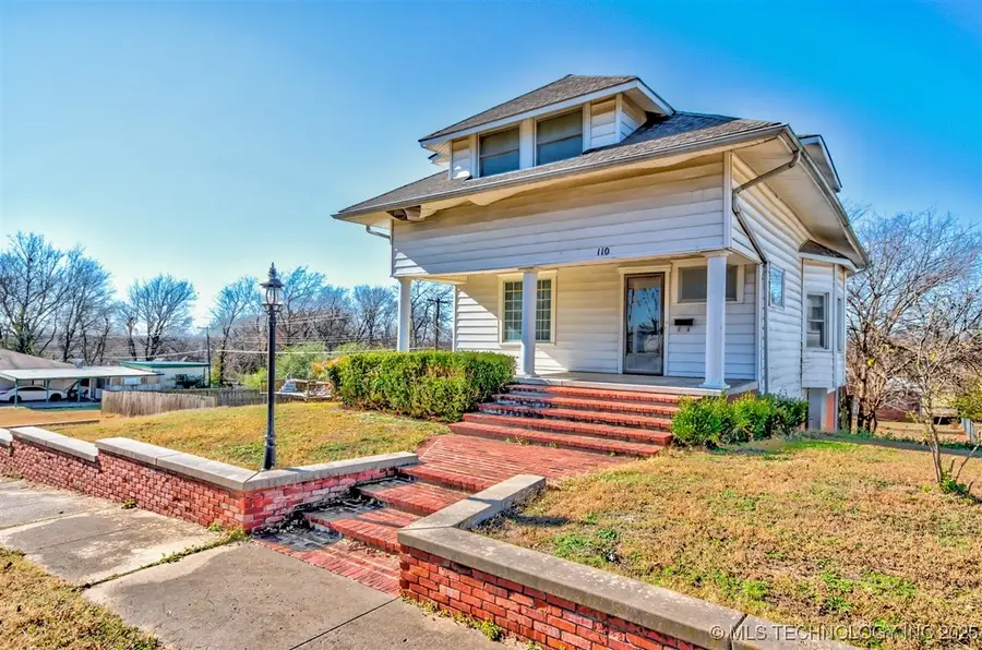 110 S Hickory Street, Nowata, OK 74048 - Image #2