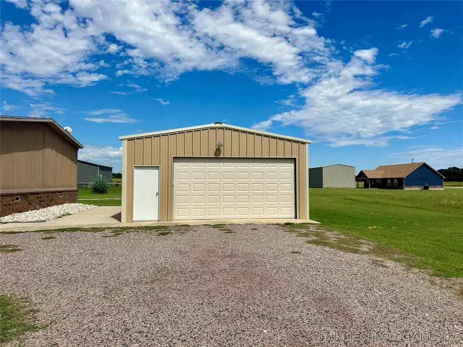 11814 Taylor Island View Road, Kingston, OK 73439 - Image #3