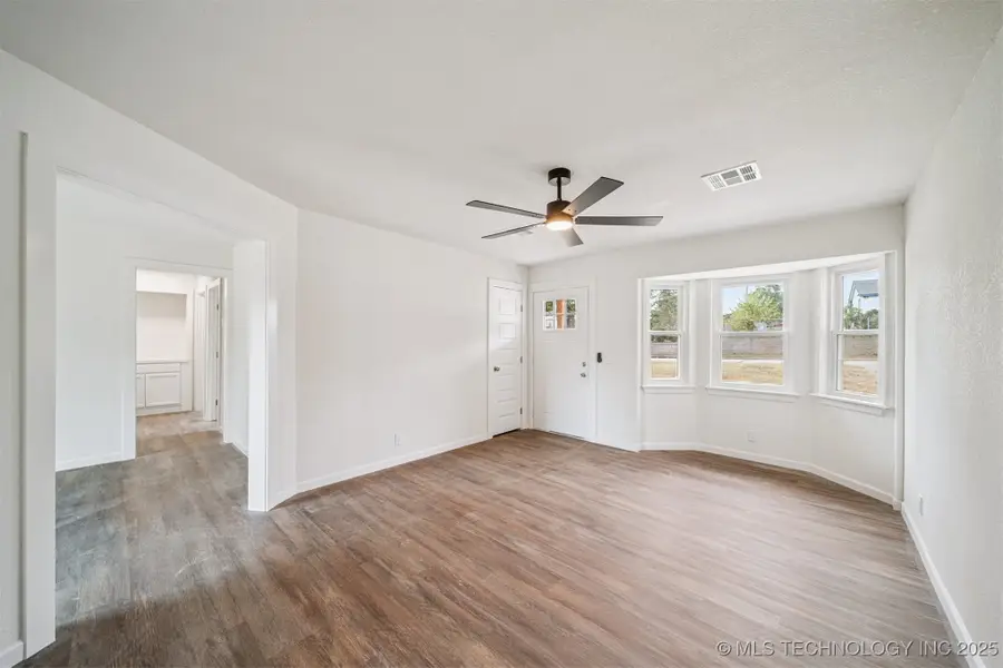 5023 S 27th West Avenue, Tulsa, OK 74107 - #3