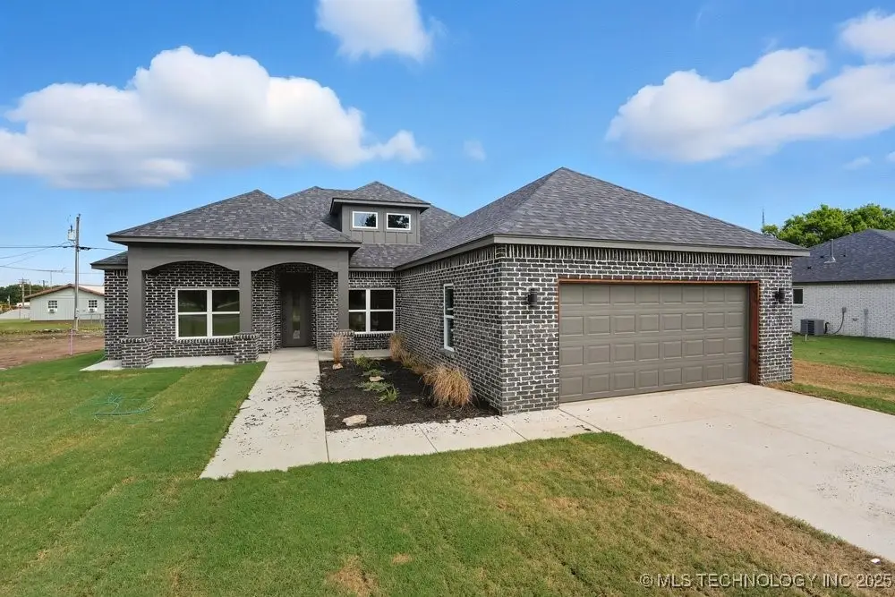 16103 E Oklahoma Street, Tulsa, OK 74116 - Image #1