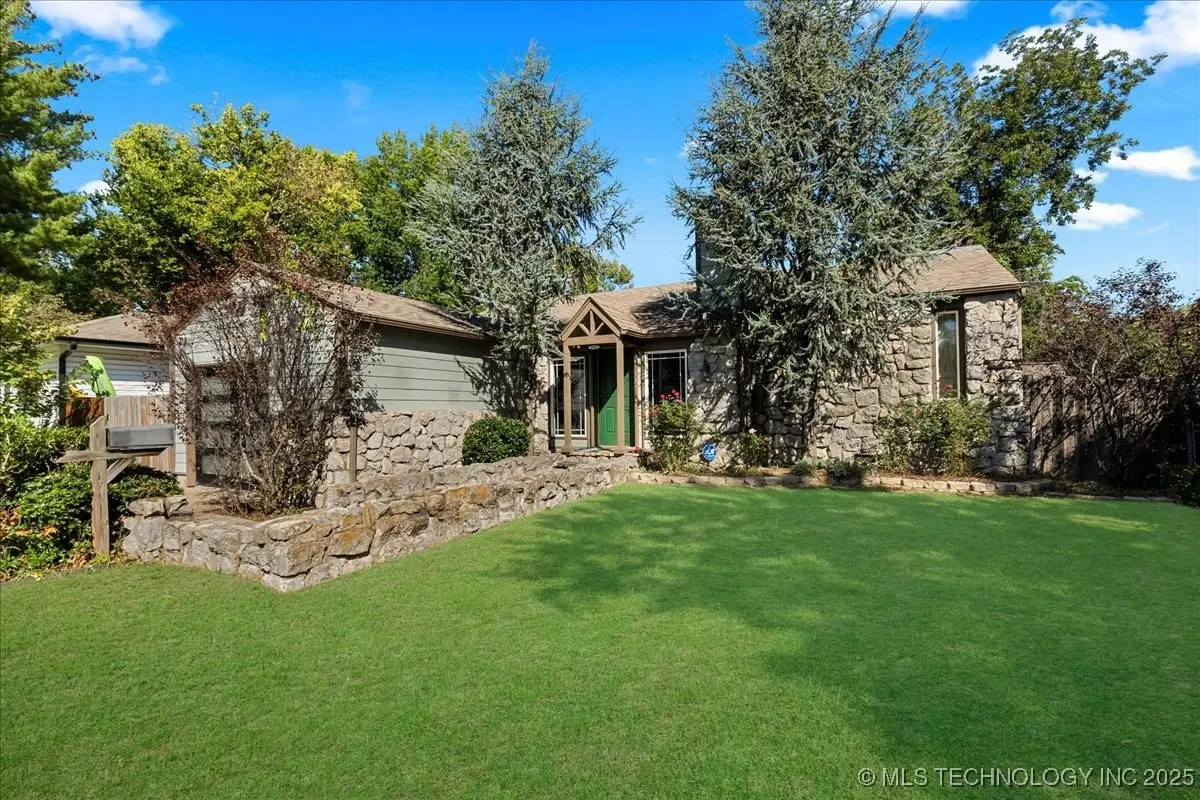 1527 E 50th Street, Tulsa, OK 74105 - #1