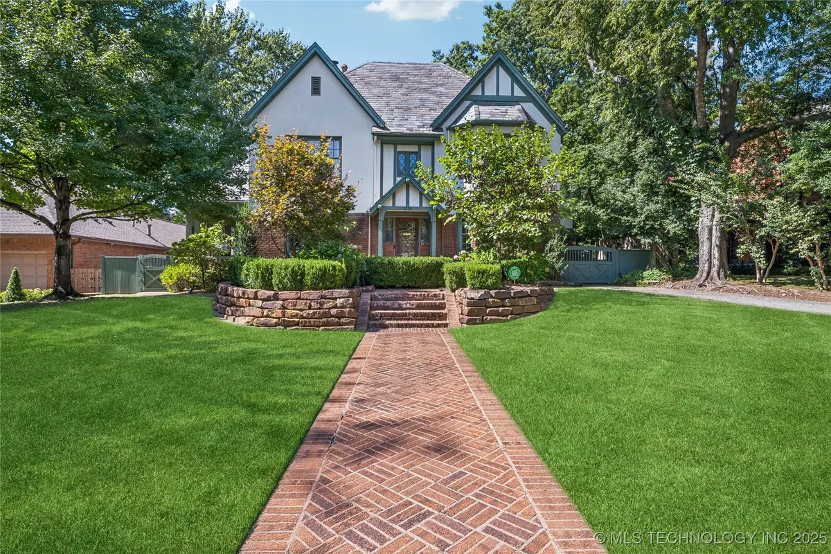 2238 Terwilleger Boulevard, Tulsa, OK 74114 - Image #1