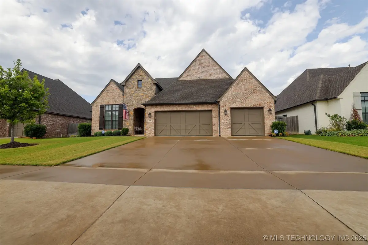 1107 W 86th Place S, Tulsa, OK 74132 - Image #1