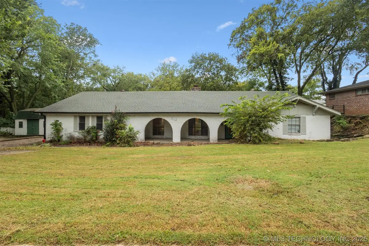 913 Sandstone Avenue, Bartlesville, OK 74006 - Image #1