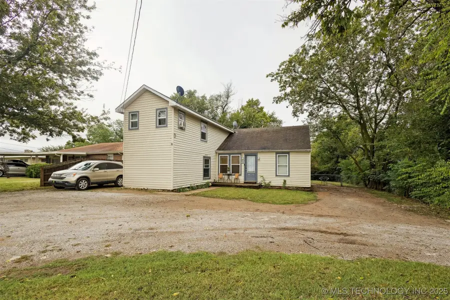 4513 Tuxedo Boulevard, Bartlesville, OK 74006 - Image #2