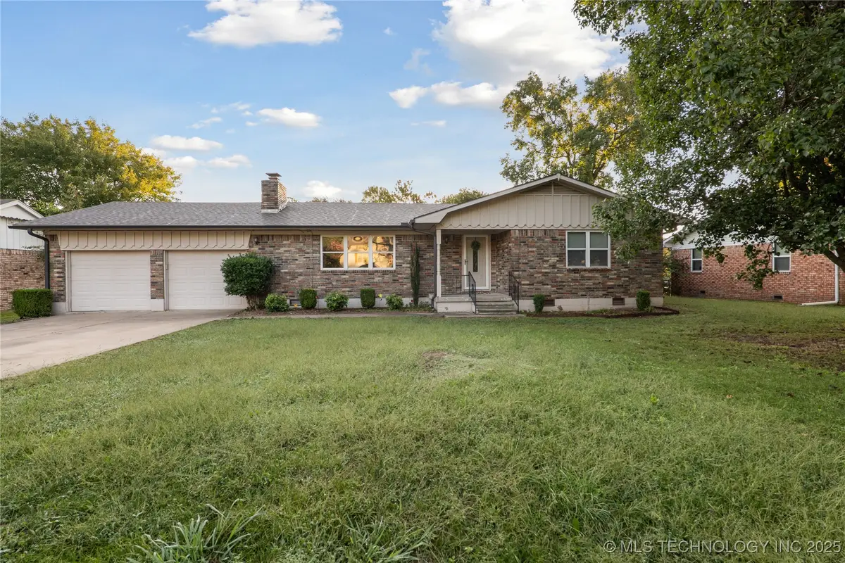 920 Francis Avenue, Tahlequah, OK 74464 - Image #1