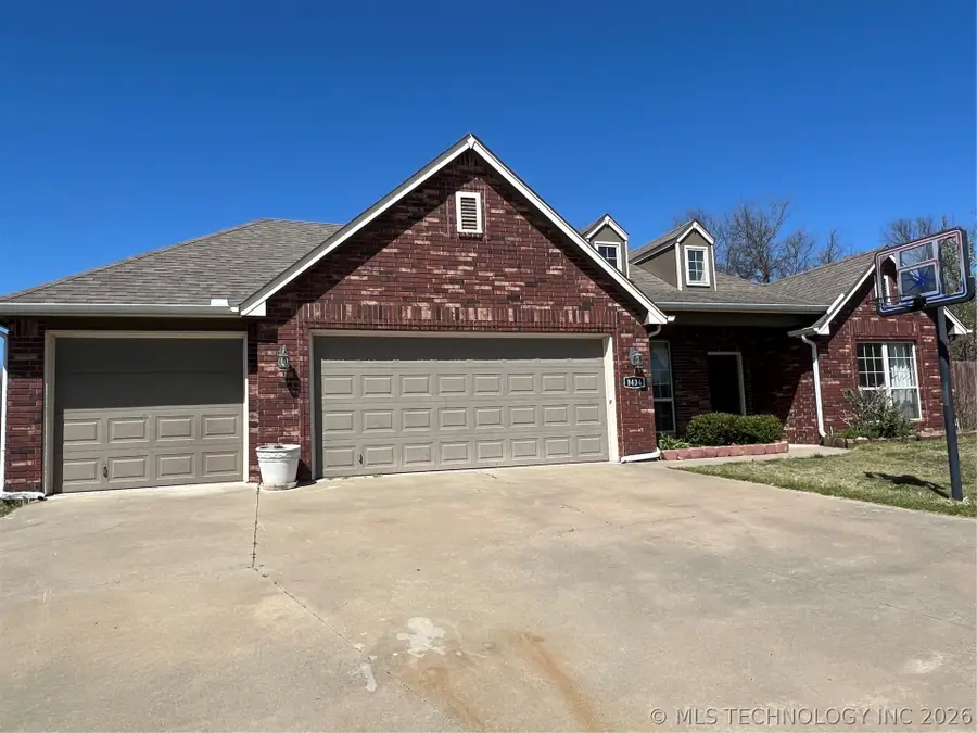 8434 N 76th East Avenue, Owasso, OK 74055 - #2