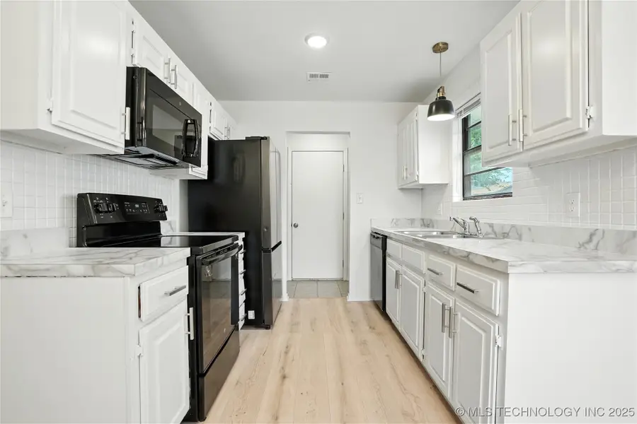 1289 E 139th Street, Glenpool, OK 74033 - Image #3