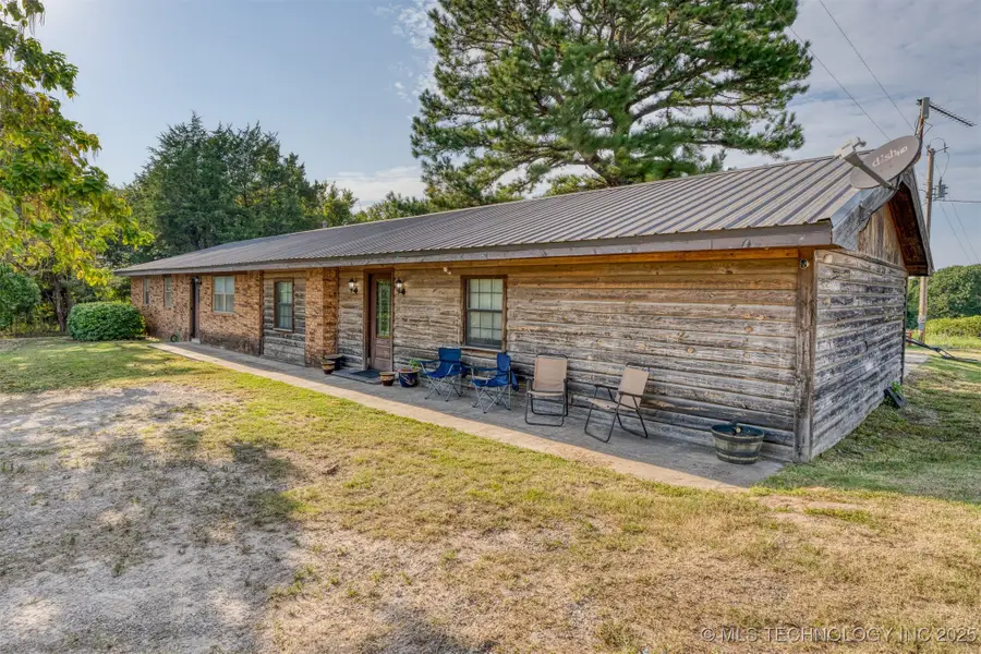 8248 E 122nd Road, Wetumka, OK 74883 - Image #2