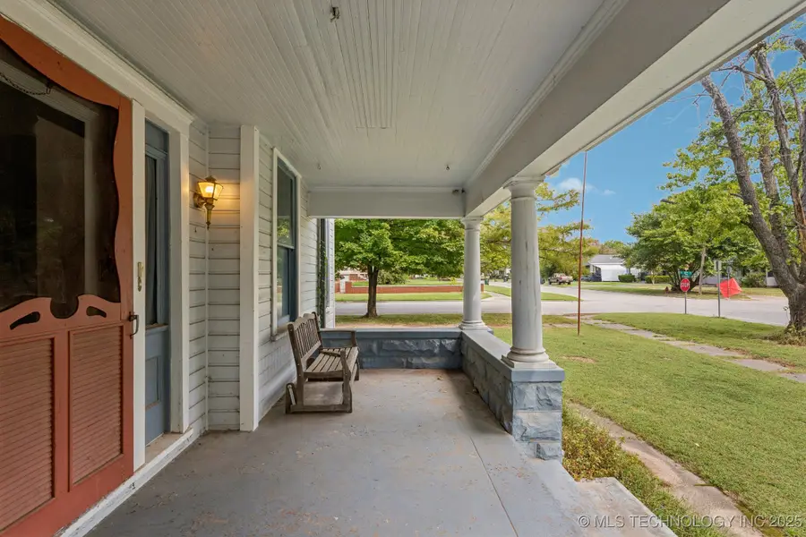 602 S Seminole Avenue, Okmulgee, OK 74447 - Image #3