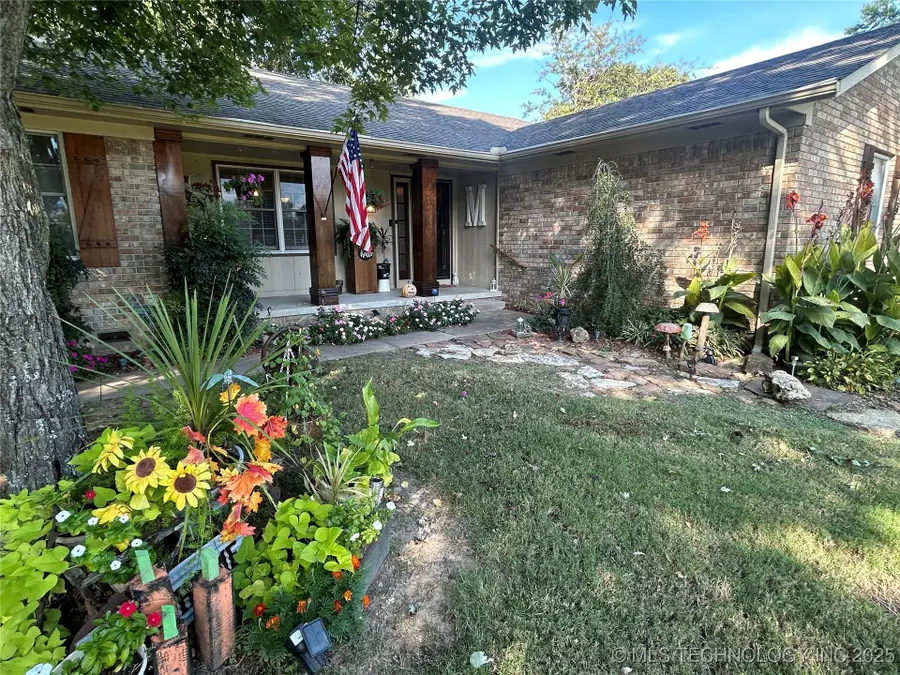 245 SE 17th Street, Pryor, OK 74361 - Image #2