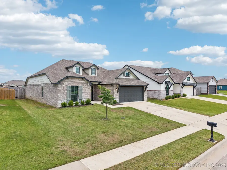 12503 N 130th Avenue E, Collinsville, OK 74021 - Image #3