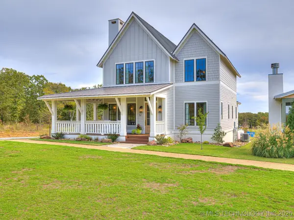 52 Redbud Street, Carlton Landing, OK 74432