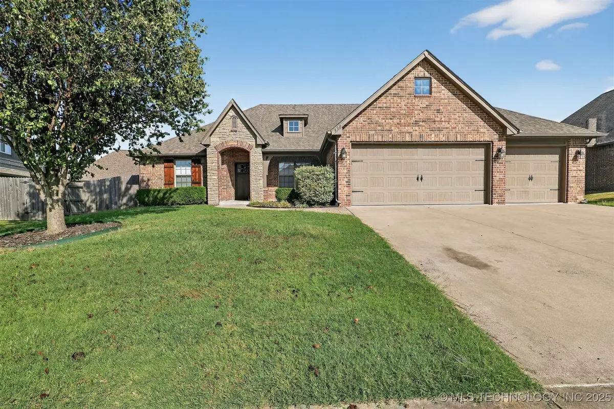9307 N 95th Avenue E, Owasso, OK 74055 - Image #1