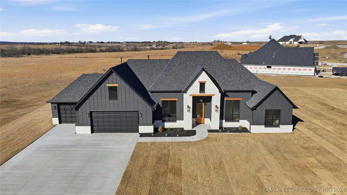 2983 E Josiah Boulevard, Skiatook, OK 74070 - #1