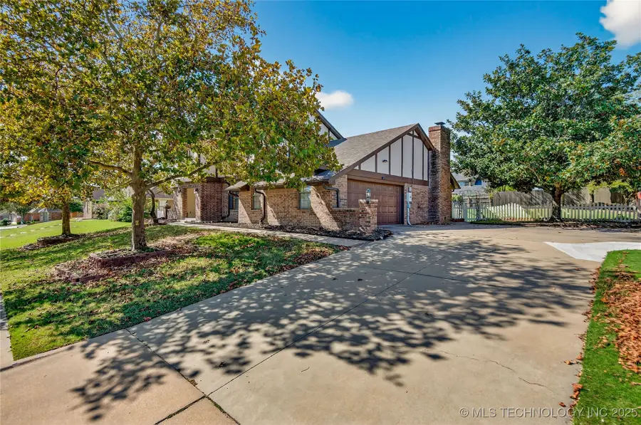 2925 Claremont Drive, Bartlesville, OK 74006 - Image #3