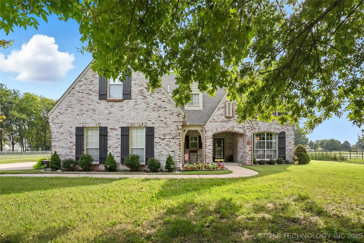 8219 N 175th East Avenue, Owasso, OK 74055 - Image #1