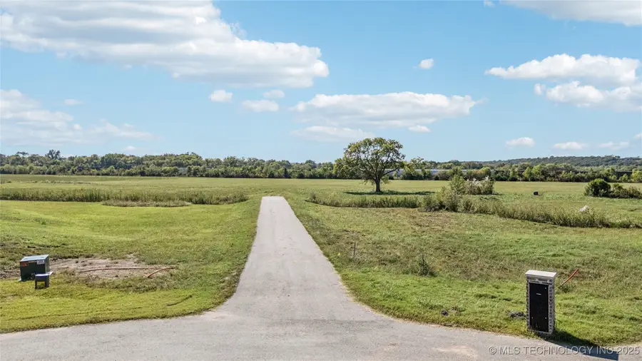 5406 W 184th Street S, Mounds, OK 74047 - Image #2