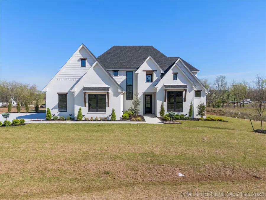 17823 E White Tail Cove, Owasso, OK 74055 - Image #3
