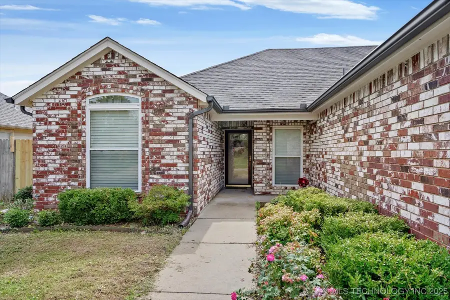 10806 E 117th Street, Collinsville, OK 74021 - Image #2