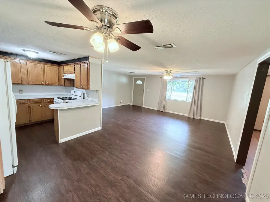 803 NW Dallas, Kingston, OK 73439 - Image #3