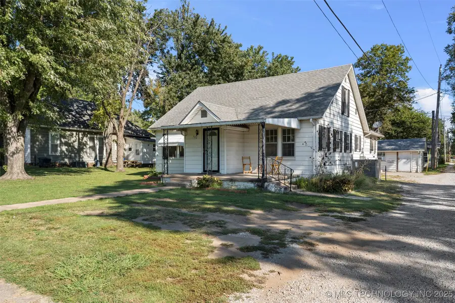 320 W Tahlequah, Vinita, OK 74301 - Image #2