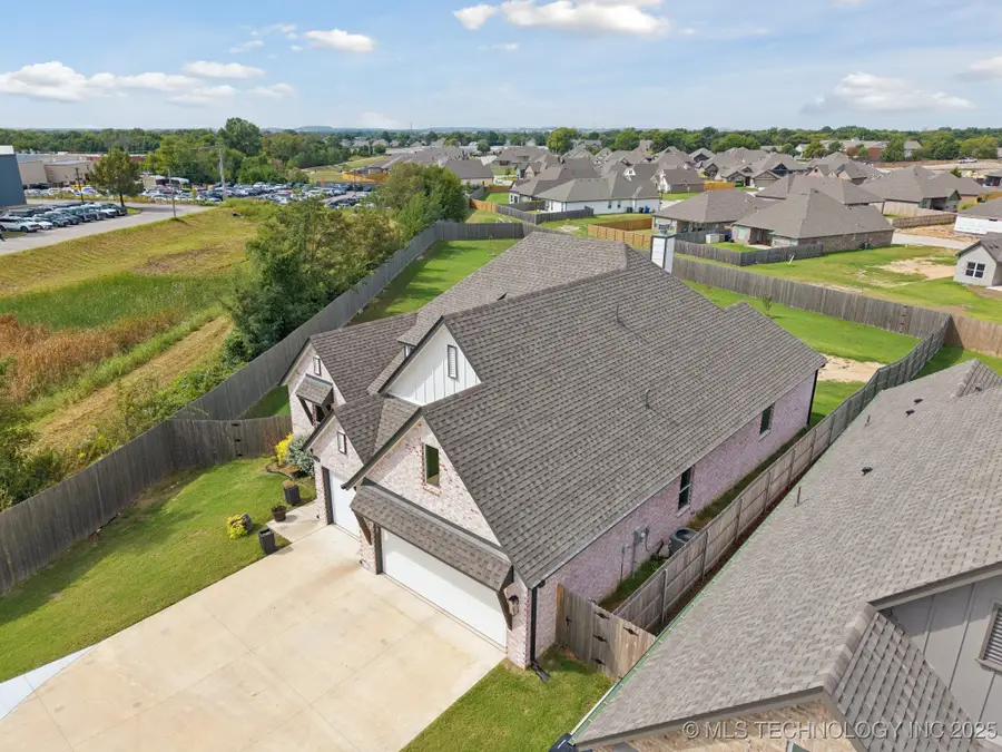 2416 W Lansing Place, Broken Arrow, OK 74012 - #3