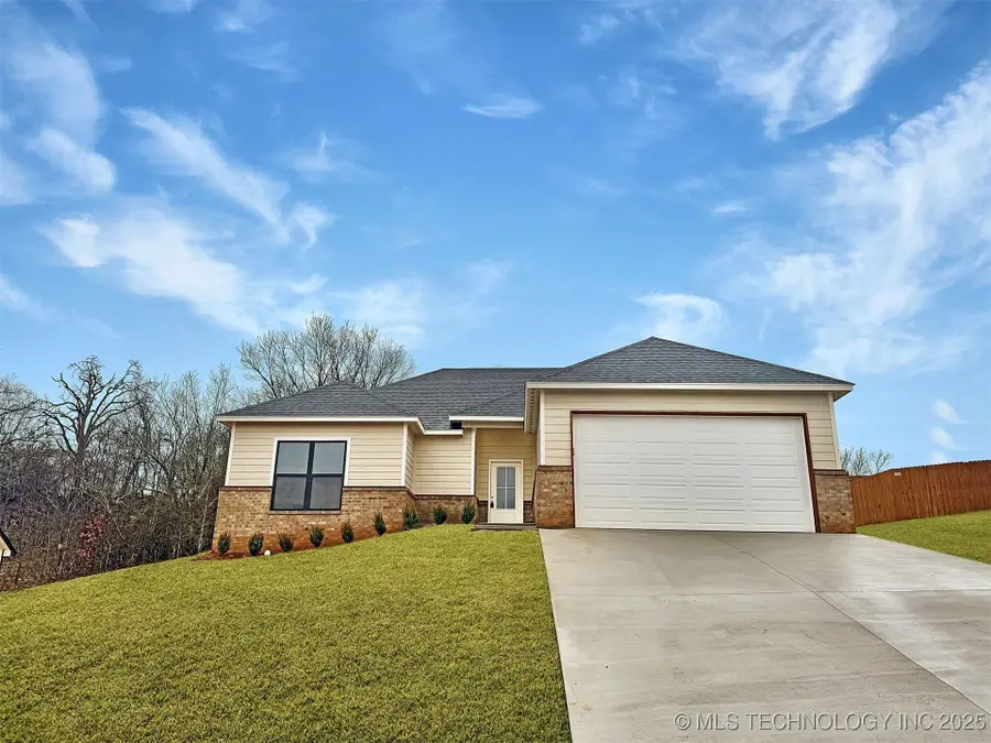 824 E Harlan Drive, Tahlequah, OK 74464 - Image #2