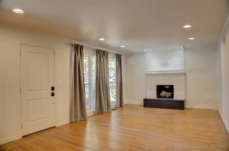 1562 E 60th Street, Tulsa, OK 74105 - #3