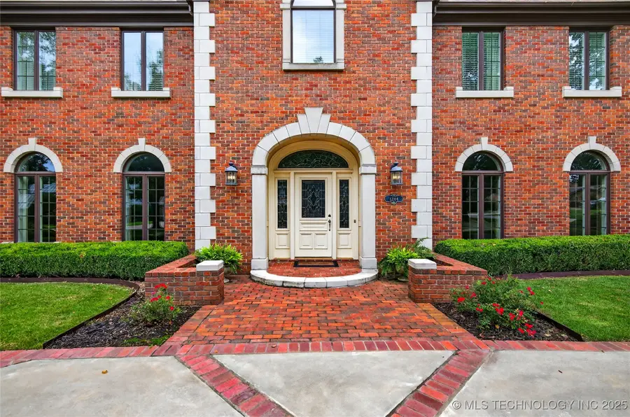 1244 Dogwood Court, Bartlesville, OK 74006 - Image #2