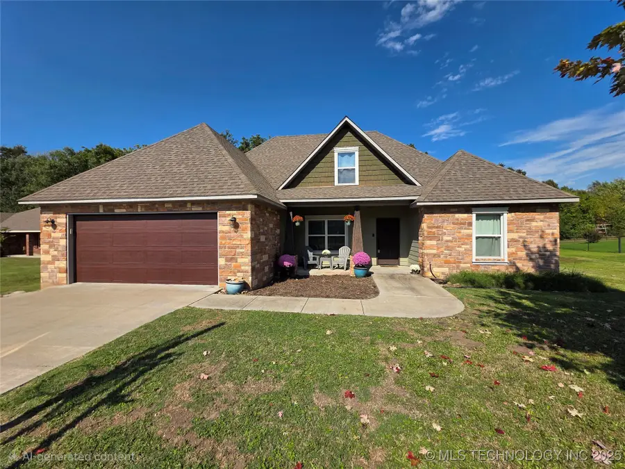 405 E 7th Street, Grove, OK 74344 - Image #3
