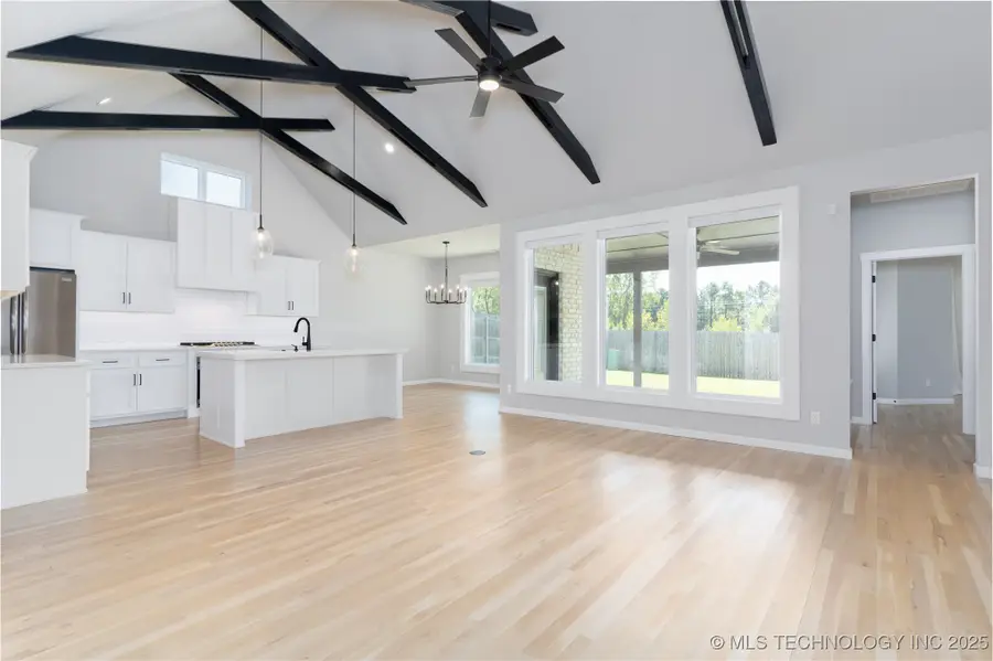 2046 E 140th Street S, Bixby, OK 74008 - Image #2