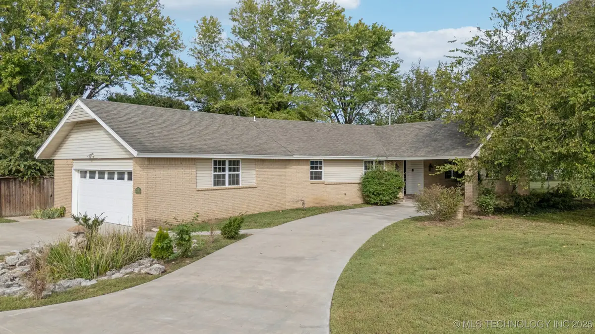 12036 S 278th East Avenue, Coweta, OK 74429 - Image #1