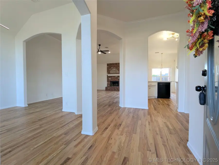 110 E 156th Place S, Glenpool, OK 74033 - Image #3