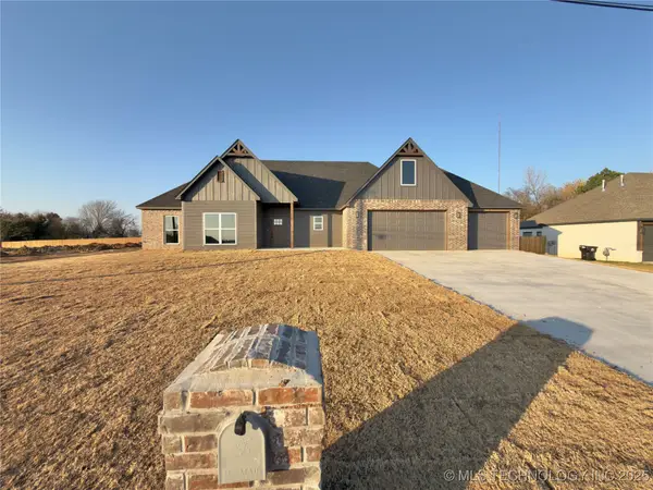 26205 E 105th Street, Broken Arrow, OK 74014