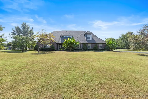 23332 E 132nd Street S, Coweta, OK 74429