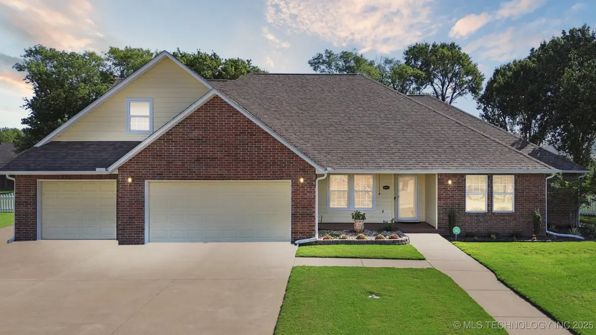 2809 Summerfield Place, Pryor, OK 74361 - Image #1
