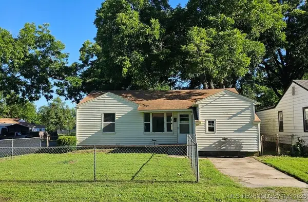 3704 W 42nd Street, Tulsa, OK 74107