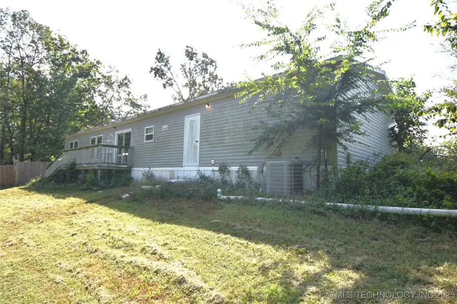 469581 E 815 Road, Stilwell, OK 74960 - #3