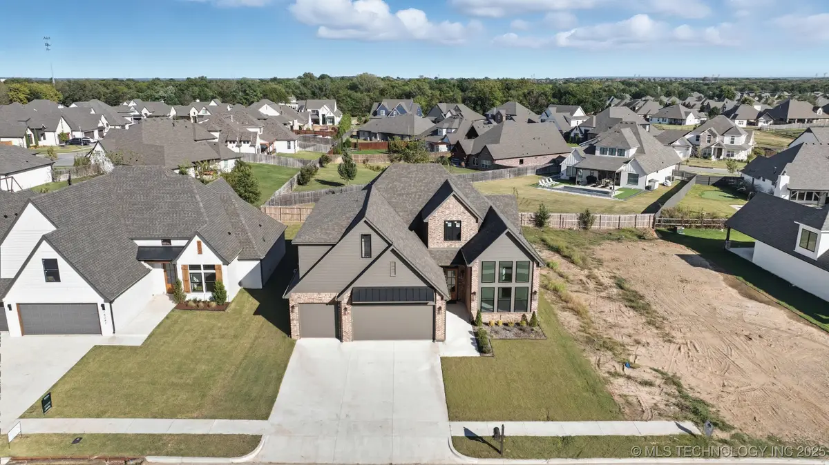14255 S Evanston Avenue, Bixby, OK 74008 - Image #1