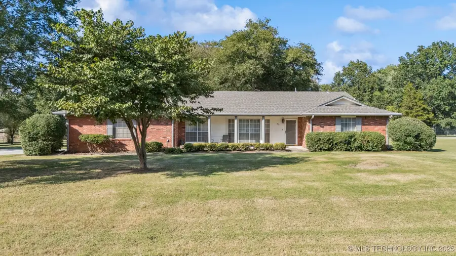 731 Kingfisher Road, Catoosa, OK 74015 - Image #2