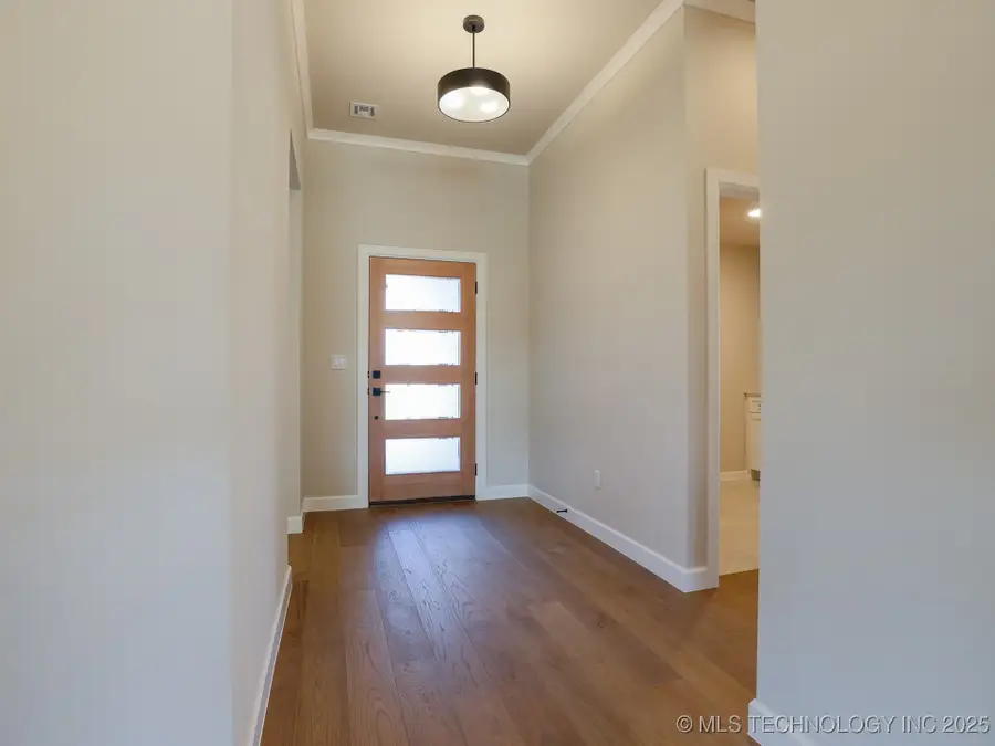 3020 S 7th Place, Broken Arrow, OK 74012 - Image #2