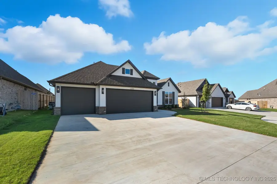 23170 E 106th Place S, Broken Arrow, OK 74014 - Image #3