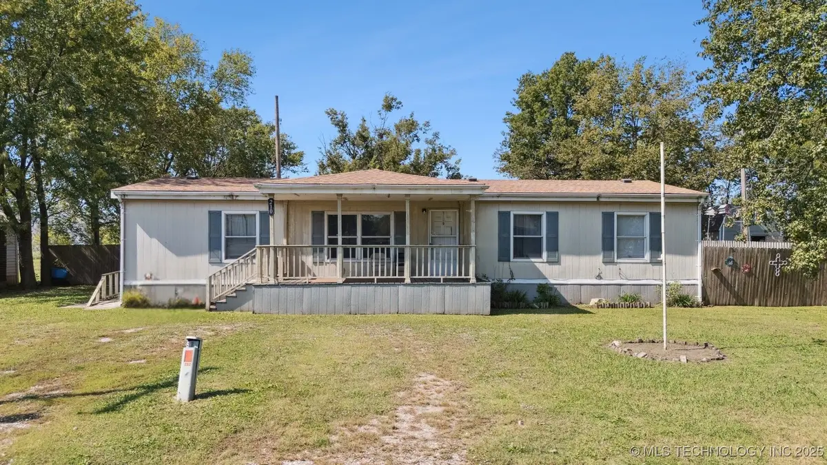 210 Osage Street, South Coffeyville, OK 74072 - Image #1