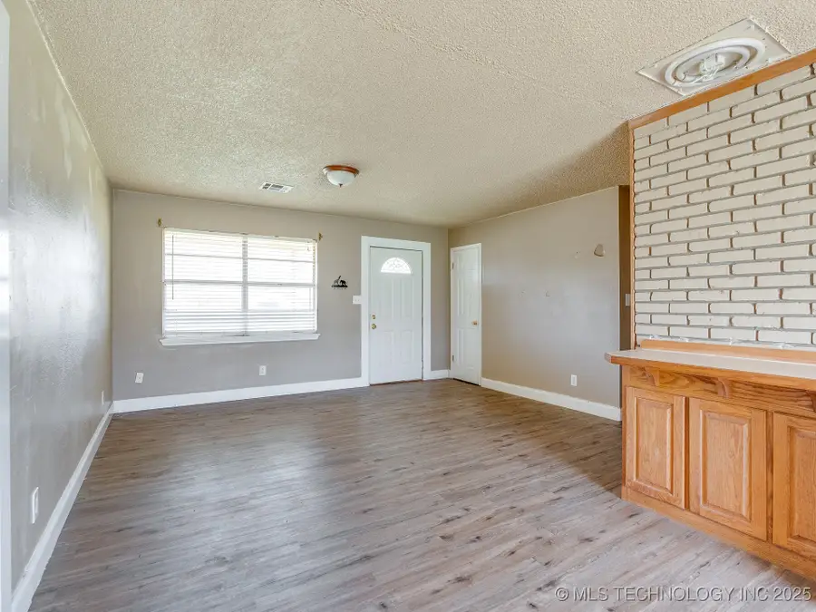 306 E Colonial, Konawa, OK 74849 - Image #3