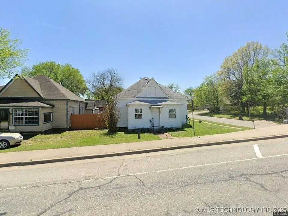 1002 E Line Avenue, Sapulpa, OK 74066 - Image #1