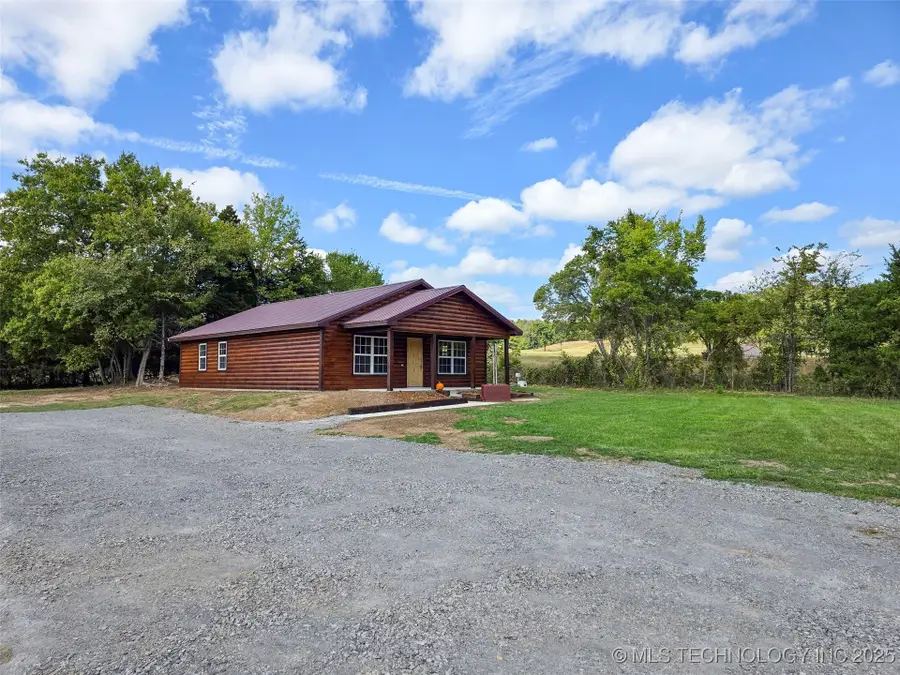 12990 W Killabrew Road, Hulbert, OK 74441 - Image #2