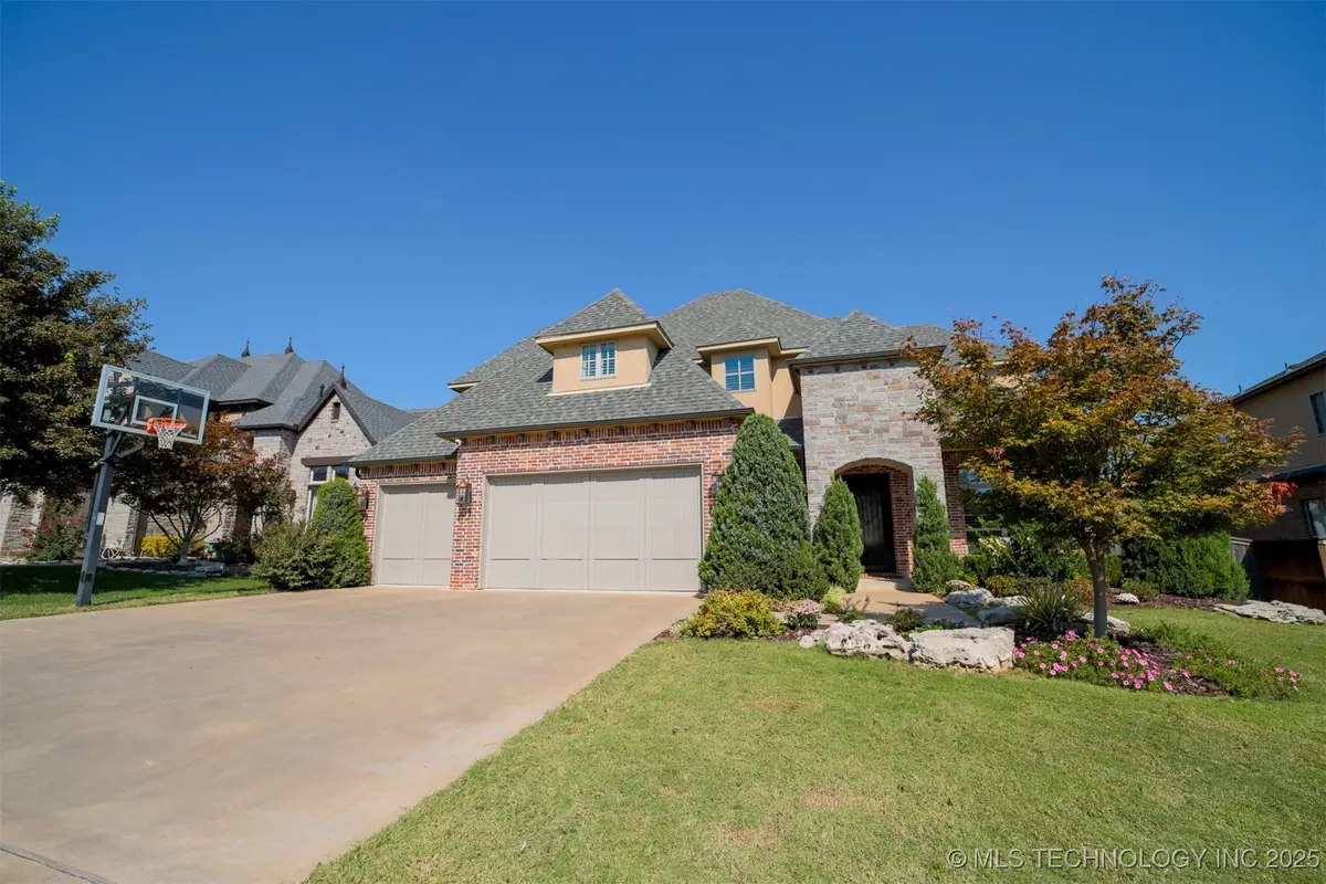 5716 W Austin Street, Broken Arrow, OK 74011 - Image #1